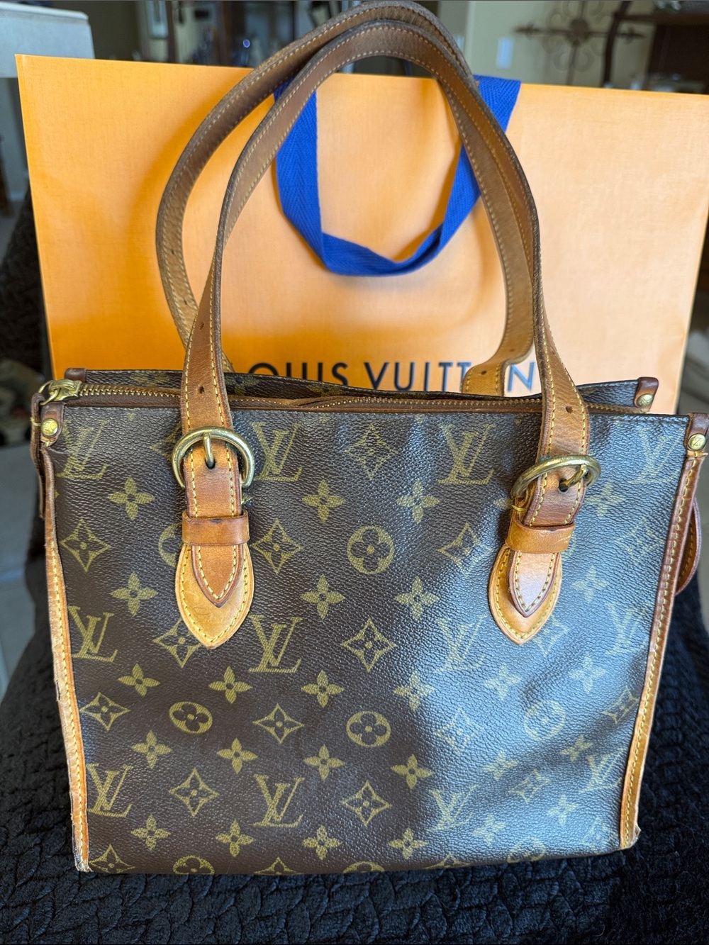 Louis Vuitton Popincourt Monogram Canvas handbag in Brown and Tan 
Authentic